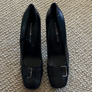 Bandolino Black Heeled Shoes with Silver Buckle